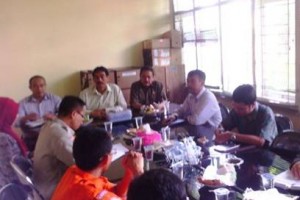 Anggota DPRD Kuningan saat berkunjung ke kantor BPBD Kuningan.